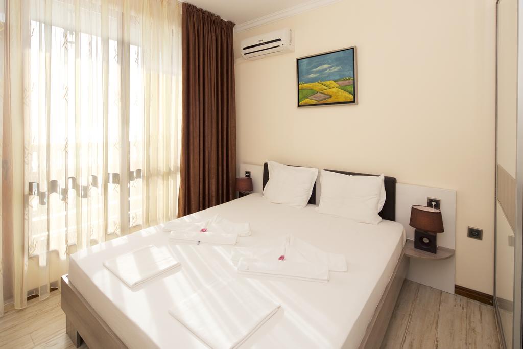 Mars Apartments In Tryavna Beach Complex Sveti Vlas Pokoj fotografie